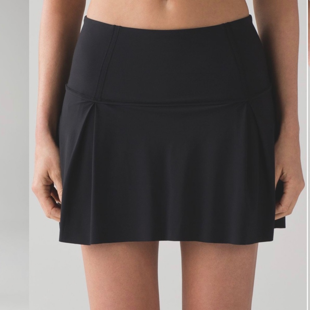 Lululemon Black Lost In Pace Skirt (Tall)